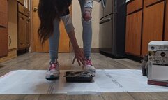 Hard crunchy food crush