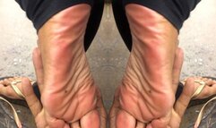 Stirrup bare nails and soles