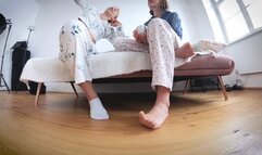 Bedtime With Your Giant Girlfriends (Feet Exploration and an Accidental Swallow)