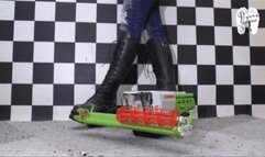 Working Harvester under cruel Boots floor view floor view