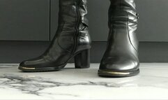 Toe tapping with black boots MP4 HD 720p