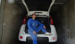 BOUNCING A WHITE PANDA