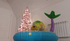 Alla hotly rides on two rare beach balls on an inflatable island and gets hot pleasure!!!