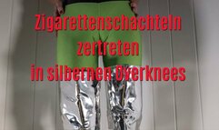 Cigarette packets crushed in silver overkneess - Zigarettenschachteln zertreten in silbernen Overknees