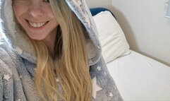 Fingering myself to nighttime