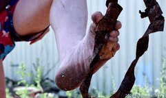 Real barefooter Marina shows off her stone soles and walks around the construction site, barefoot of course (part 2 of 4)