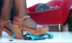 crushing crush a lamborghini rc toycar with my hard sandals soda chiva and nylons feet very hard