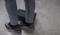 A947 Lady Noir in Crushing