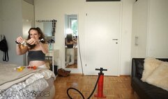 Saskia - medium balloon pump popping