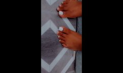 Honey vee white toe French tip Footjob big cumshot