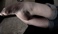 My Feet Are Dangerous, 1st