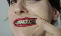 Weronika Wasp - Yellow And Black - HD 1920x1080