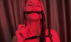 Bdsm girl shows real squirt