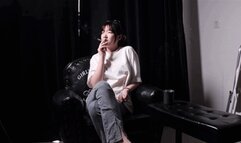 CC comes to share smoking 4K