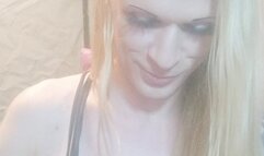 T girl popsicle dick sucking practice