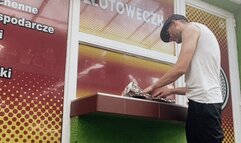 Pegging Queen- Farmer fucked in the ass in public market