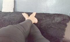 Angeline and her bare feet in conjunction with extraordinary soles (1)