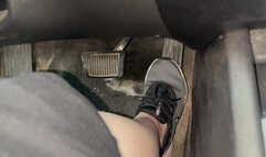 To 170km in Nike Sneakers