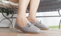 Stephanie shoeplay on grey ballet flats