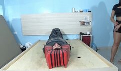 CUCKOLD FACESITTING DOMINATION PART 1 BY ISABELITA, GOODES BRUNA AND DANIEL CAM BY DANI FULL HD