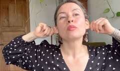 you love to make her ears red mov