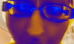 My big eyeglasses make me difficult to yawn