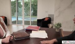 Busty latin trans Eva Maxim deepthroated