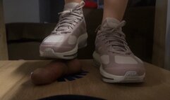 Nike air Max Genome Pink shoejob by mistress Lumy