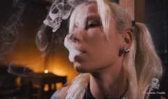 Smashed bud I FHD MP4