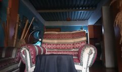 Wrinkled and dirty soles after a day of cleaning the house barefoot (4)