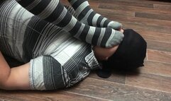 Femdome slave kiss feet in tights