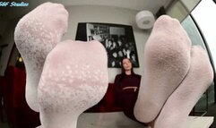 Macy and friend sock soles - MOV