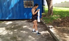 Scratching my feet by itching when I was doing exercises(3)