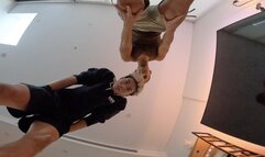 Andreas and B - Under