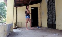 You get horny just looking at my legs breaking your balls