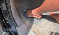 CRANKING IN MY SEXY LOW HEELS