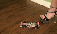 Sophie 5 Big Cars Crushing