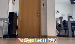 Farts in latex Doggy Stile