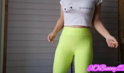 Neon leggings and pissing them (pee)