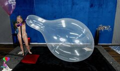 Madi B Machine Pops 60in, Airship and 45in Long Neck 4K (3840x2160)