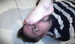 Grace pesta Stefano 2 - Grace beats Stefano 2 (KARATE; KARATEKA FEET)