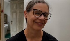 Training with the resistance band (2023) (MP4)