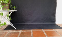 Shescamore scratching fantasy on high heels and blue dress