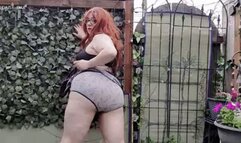 BBW Outdoor Panty Wetting and Pissing
