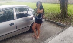 Handling and pumping pedal in flip flops while I drive my car(3)